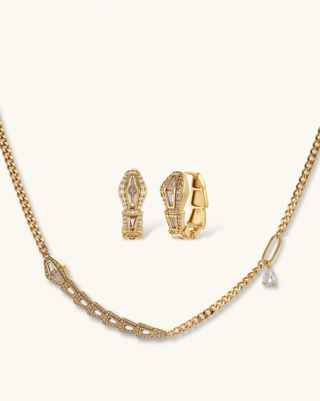 Goldene Panzerkette mit Zirkonia-Mittelteil und passende Creolen mit Baguette-Zirkonia