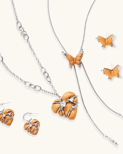 Holz-Schmetterling-Set kombiniert mit Holz-Herz-Schmuck aus der gleichen Kollektion