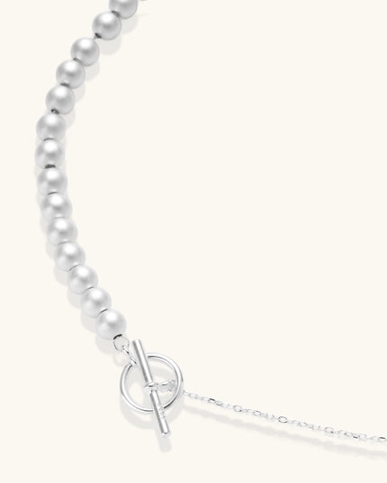 Lange Kugelkette aus 925 Silber mit Silberkugeln im Verlauf und Knebelverschluss