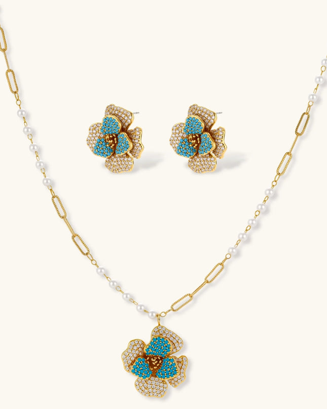 14K vergoldetes Blumen-Schmuckset mit türkisfarbenen Zirkonia und Perlenkette: Halskette und Ohrstecker
