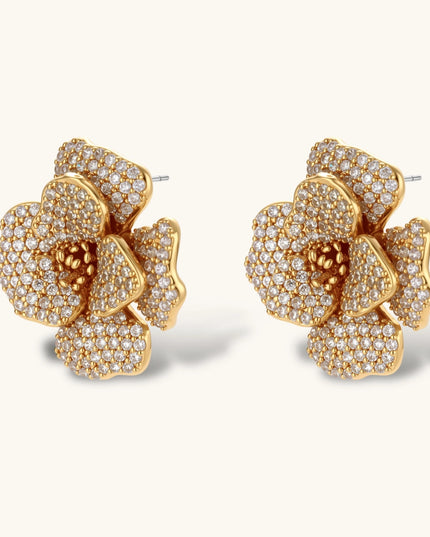 Vergoldete Blumen-Ohrringe mit Zirkonia-Steinen in floralem Design aus 14K vergoldetem Eco-Messing